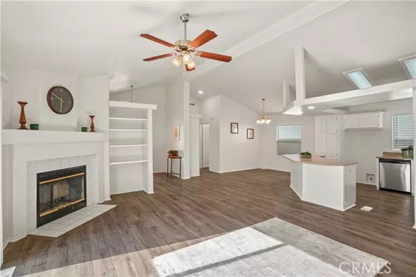 Canyon Country, CA 91351,20208 Northcliff DR