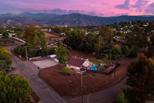 El Cajon, CA 92021,126 La Cresta Heights Rd