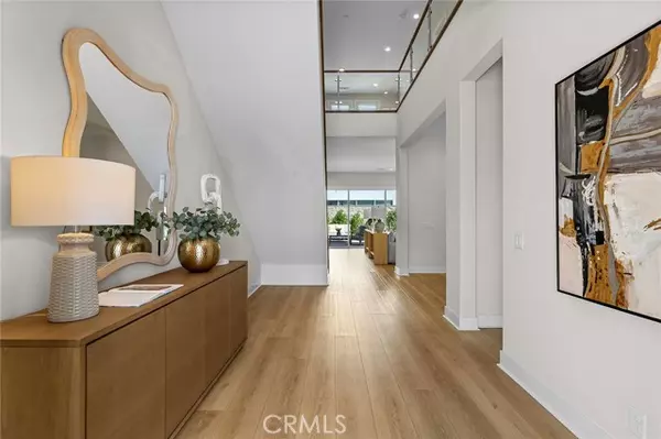 Lake Forest, CA 92630,160 Royal