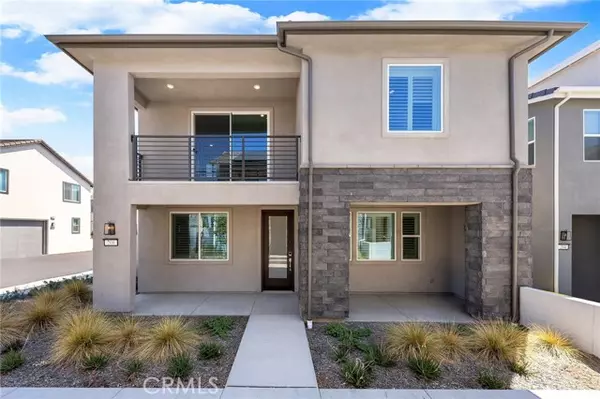 Irvine, CA 92618,208 Zawn