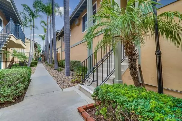 La Mesa, CA 91942,4847 Williamsburg LN 274