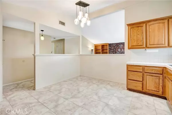 Canyon Country, CA 91351,27939 Bernina