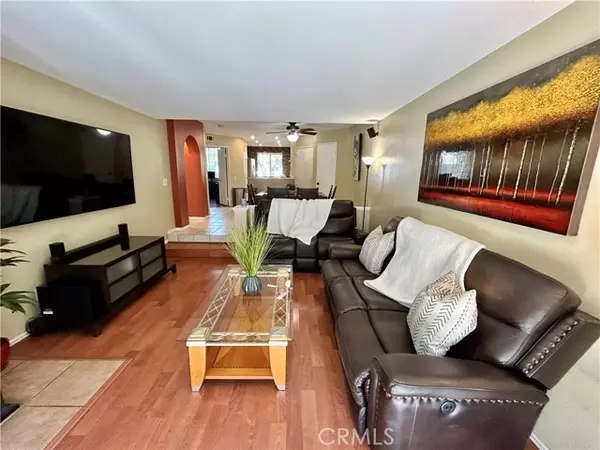 Wilmington, CA 90744,25307 Pine CRK