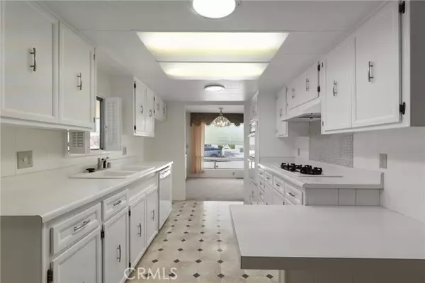 Hemet, CA 92545,868 Santo Tomas