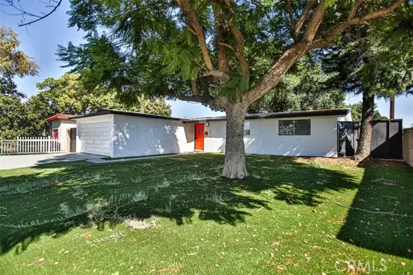 2540 W Picadilly WAY, Anaheim, CA 92801