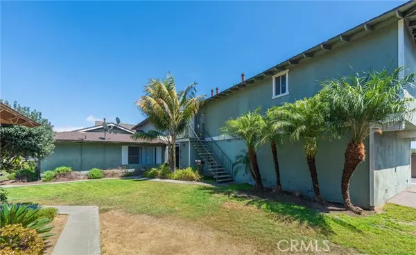 Huntington Beach, CA 92647,7252 Elk