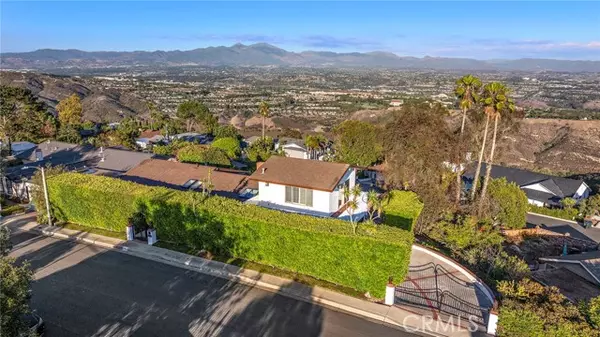 3030 Mountain View Dr, Laguna Beach, CA 92651