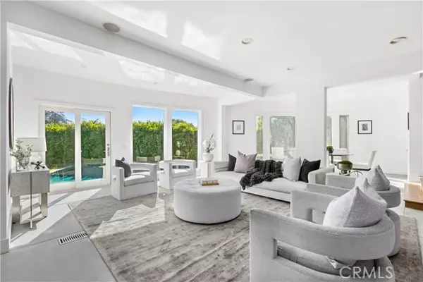 Beverly Hills, CA 90210,9625 Oak Pass RD