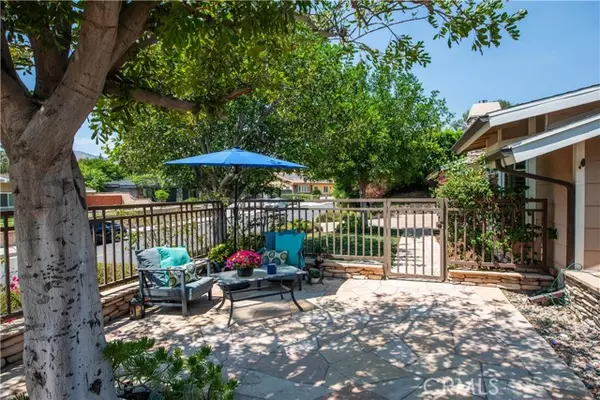 Granada Hills, CA 91344,16426 Knollwood DR
