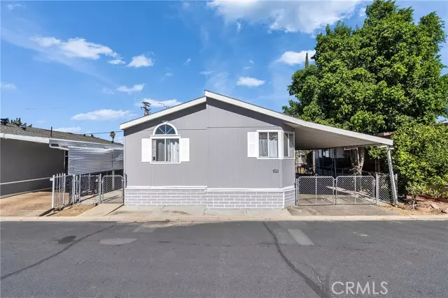 Jurupa Valley, CA 92509,3825 Crestmore 480