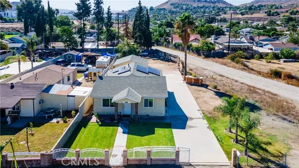 18859 6th ST, Bloomington, CA 92316