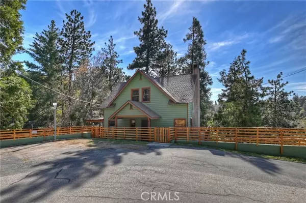 Crestline, CA 92325,617 Acacia