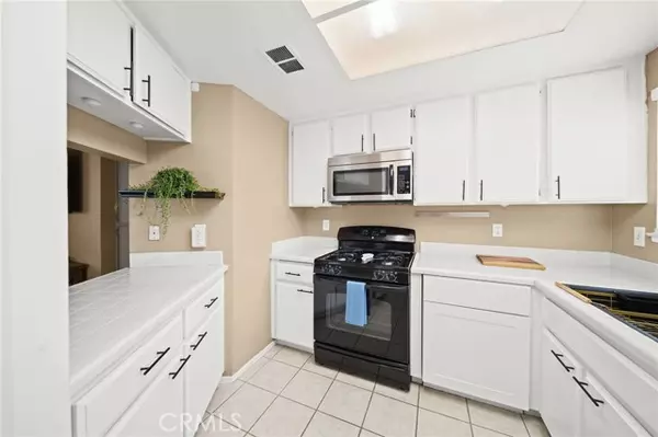 Menifee, CA 92585,27780 Hillpointe DR