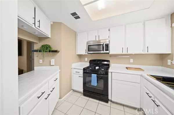 Menifee, CA 92585,27780 Hillpointe DR