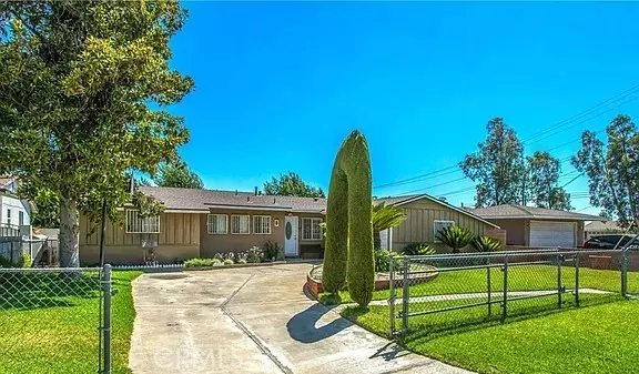 Fontana, CA 92335,15937 Manzanita