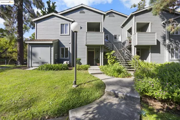 750 Canyon Oaks D, Oakland, CA 94605-3887