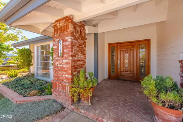 Camarillo, CA 93012,7033 Quito CT