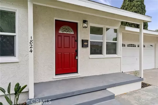 Compton, CA 90221,1824 E Pine ST