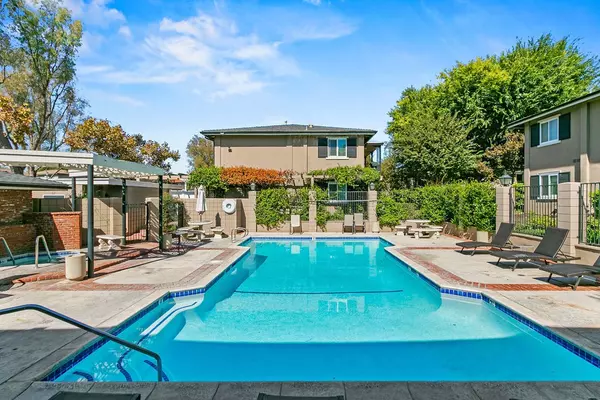 Orange, CA 92866,660 S Glassell ST 80