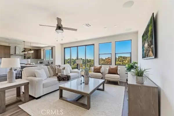 Los Angeles, CA 90042,935 N STALEY LN