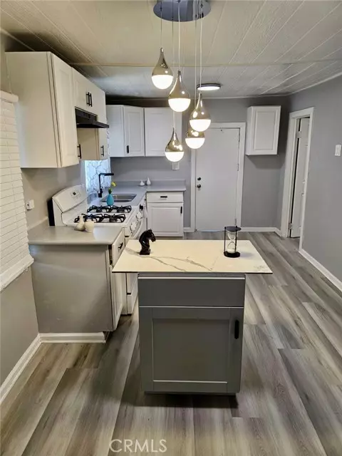 Colton, CA 92324,340 W Congress