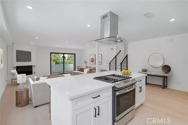 Santa Monica, CA 90401,1334 9th ST