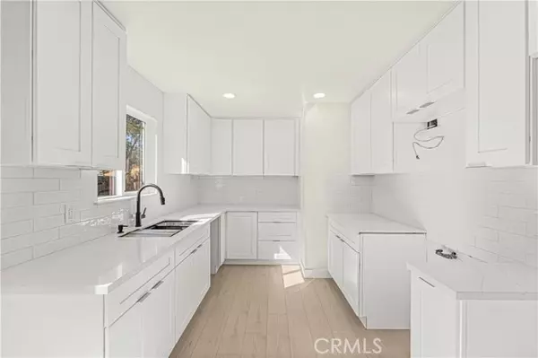 Sacramento, CA 95842,6621 Weatherby