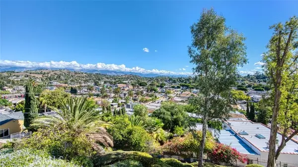 Los Angeles, CA 90032,4755 Templeton ST 2117