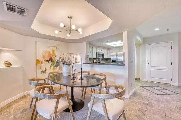 Los Angeles, CA 90032,4755 Templeton ST 2117