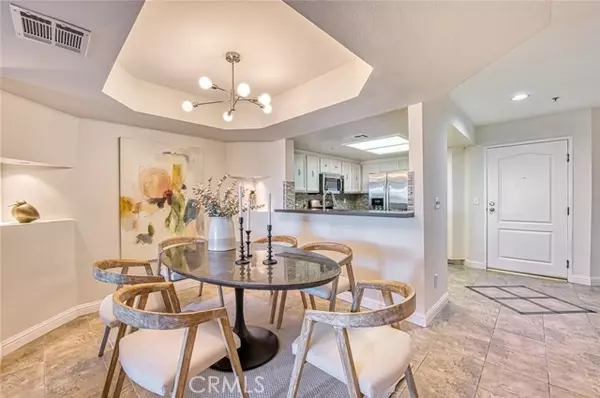 Los Angeles, CA 90032,4755 Templeton ST 2117