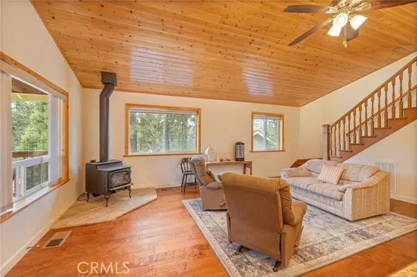 Bass Lake, CA 93604,37745 Marina VW