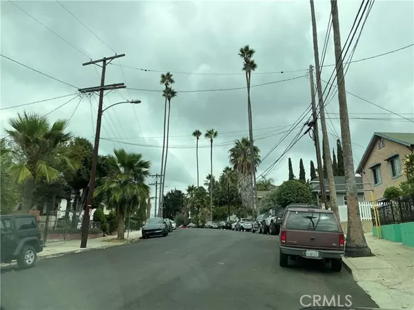 Los Angeles, CA 90026,1414 Lake SHR