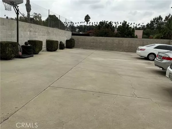 Los Angeles, CA 90026,1414 Lake SHR