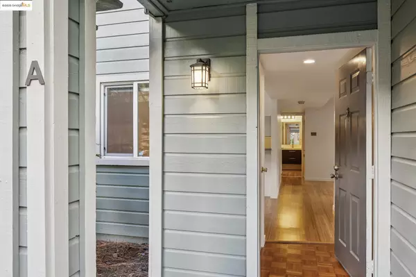 Oakland, CA 94605,760 Canyon Oaks Dr A