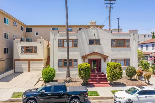 Long Beach, CA 90803,207 Mira Mar AVE