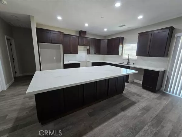 Apple Valley, CA 92308,12358 Sioux CT