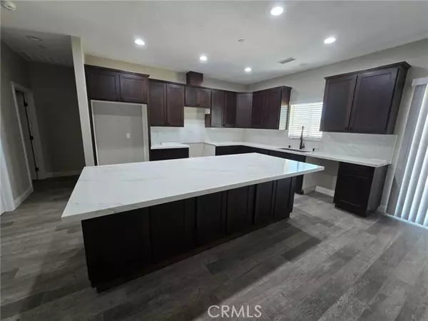 Apple Valley, CA 92308,12358 Sioux CT