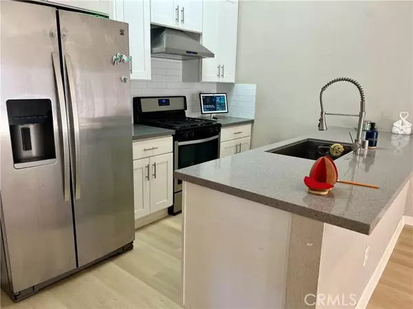 Palmdale, CA 93552,4034 E Avenue R6