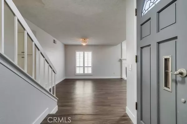 Long Beach, CA 90803,7030 Seawind DR