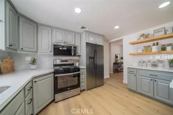 Menifee, CA 92587,28732 Paseo Diablo