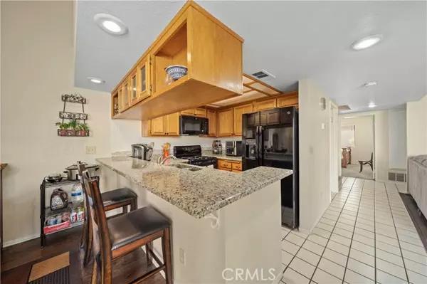 Lancaster, CA 93536,43334 43334 W 32nd ST 26