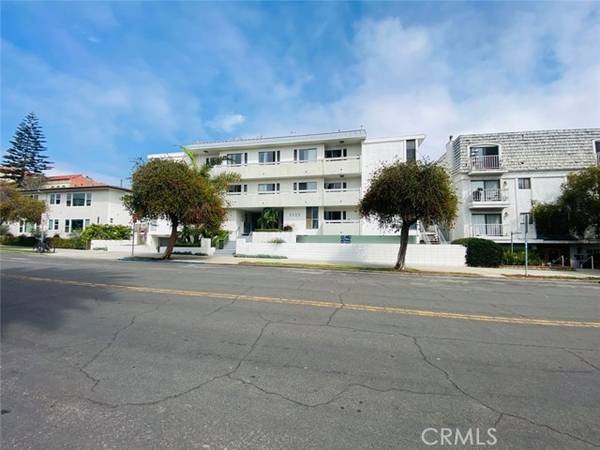 1033 3rd ST 105, Santa Monica, CA 90403