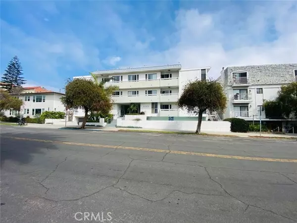 1033 3rd ST 105, Santa Monica, CA 90403