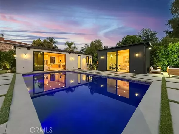 23416 Califa ST, Woodland Hills, CA 91367