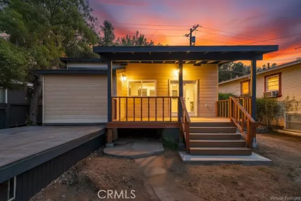 2834 Delevan, Los Angeles, CA 90065