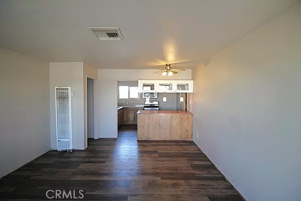 521 Lillian,  Barstow,  CA 92311