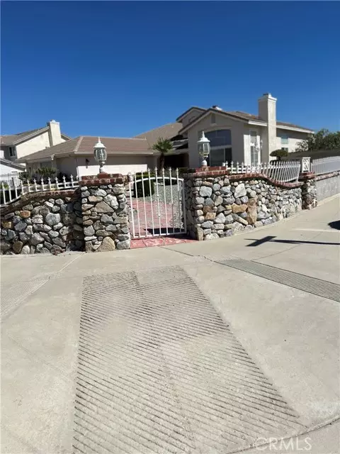 Apple Valley, CA 92308,20361 Pahute