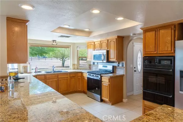 Oak Hills, CA 92344,14064 Tioga