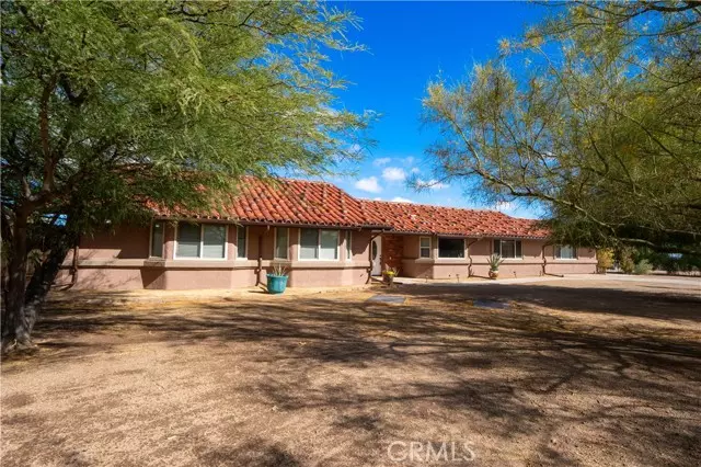 14064 Tioga, Oak Hills, CA 92344