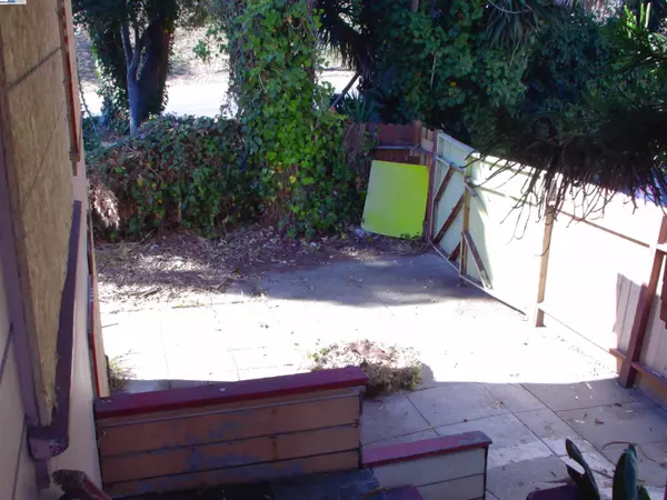 Oakland, CA 94609,577 48th ST